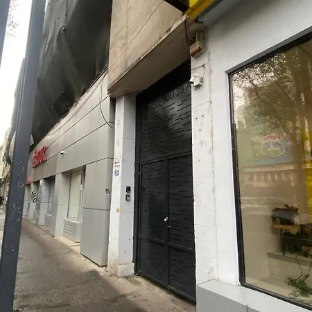 Private In Centre Km0 Boekarest